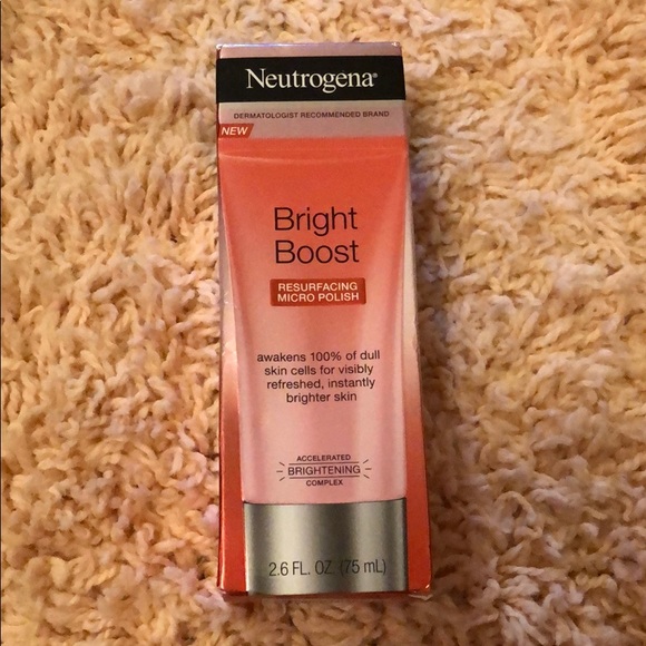 Neutrogena skincare set - Picture 4 of 5